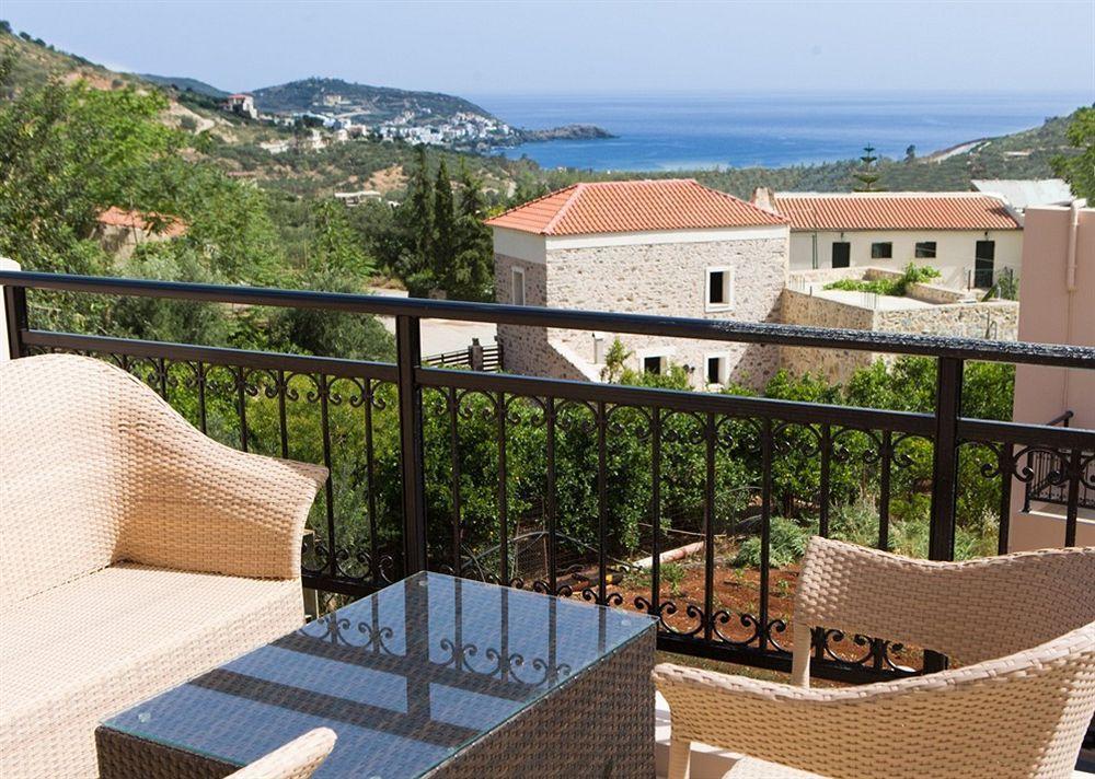 Pantheon Villas & Suites Vlikhádha Exterior photo