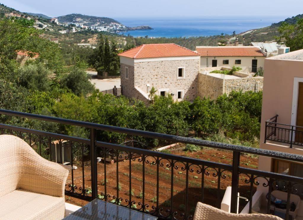 Pantheon Villas & Suites Vlikhádha Exterior photo